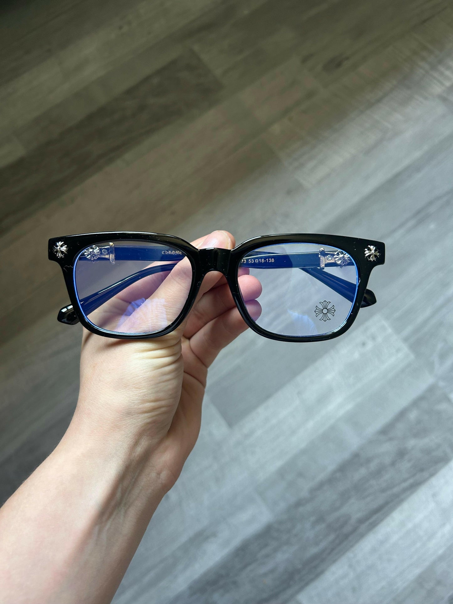 Veluxe Chrome Glasses™️