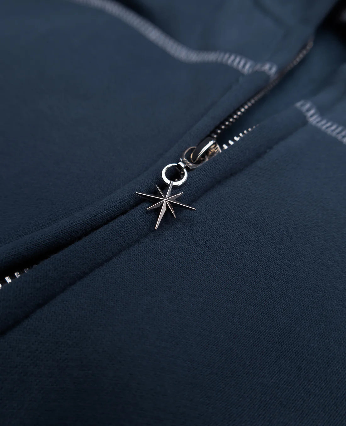 FELPA CON CAPPUCCIO E ZIP (FELPA CON CAPPUCCIO+JOGGER)